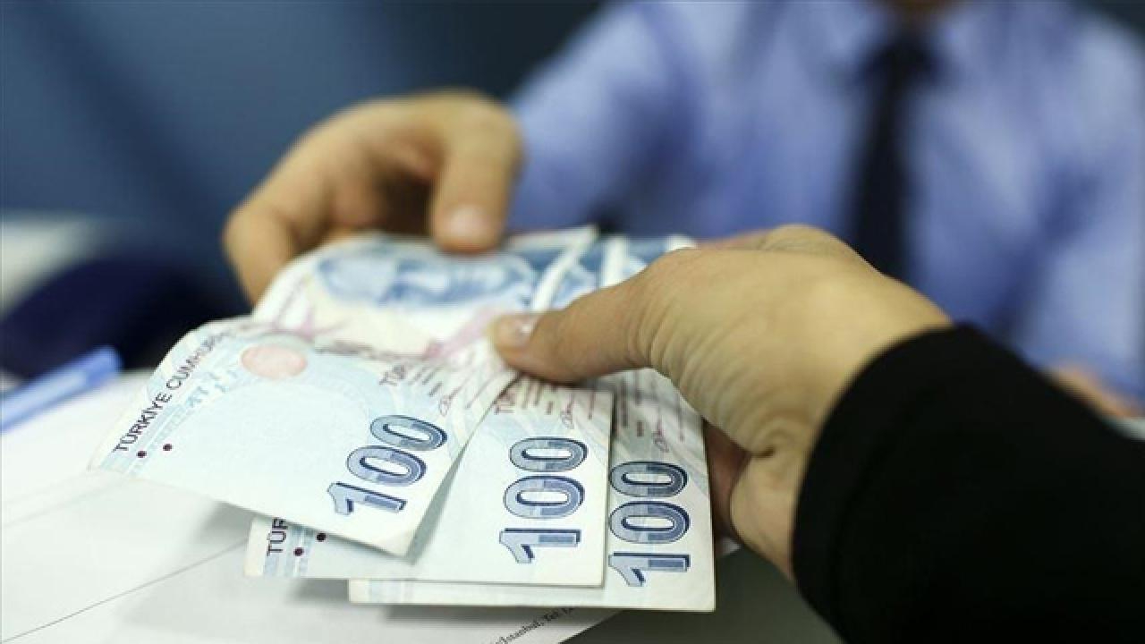 Emeklilerin maaş zamları e-Devlet sistemine yüklendi!