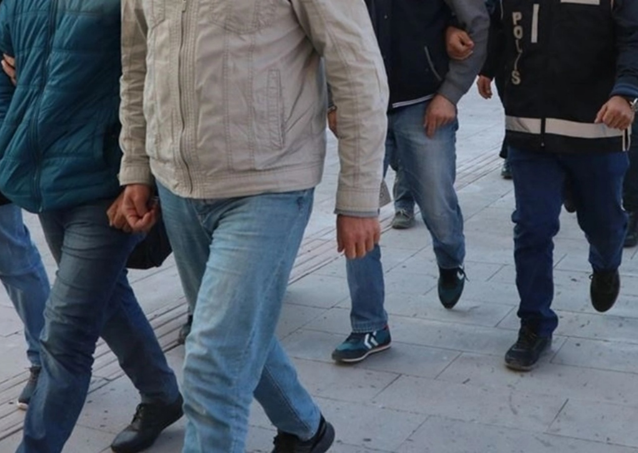 Bakan Yerlikaya duyurdu! 30 Milyar'dan fazla paraya el konuldu, 21 kişi tutuklandı