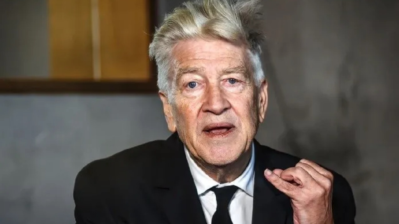 Ünlü yönetmen David Lynch yaşamını yitirdi...