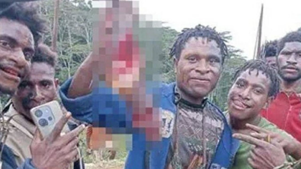 Papua Yeni Gine'de yamyamlar sahnede! Dehşete düşüren olay! Kardeşini öldürüp parçaladı! Sonrası korkunç...