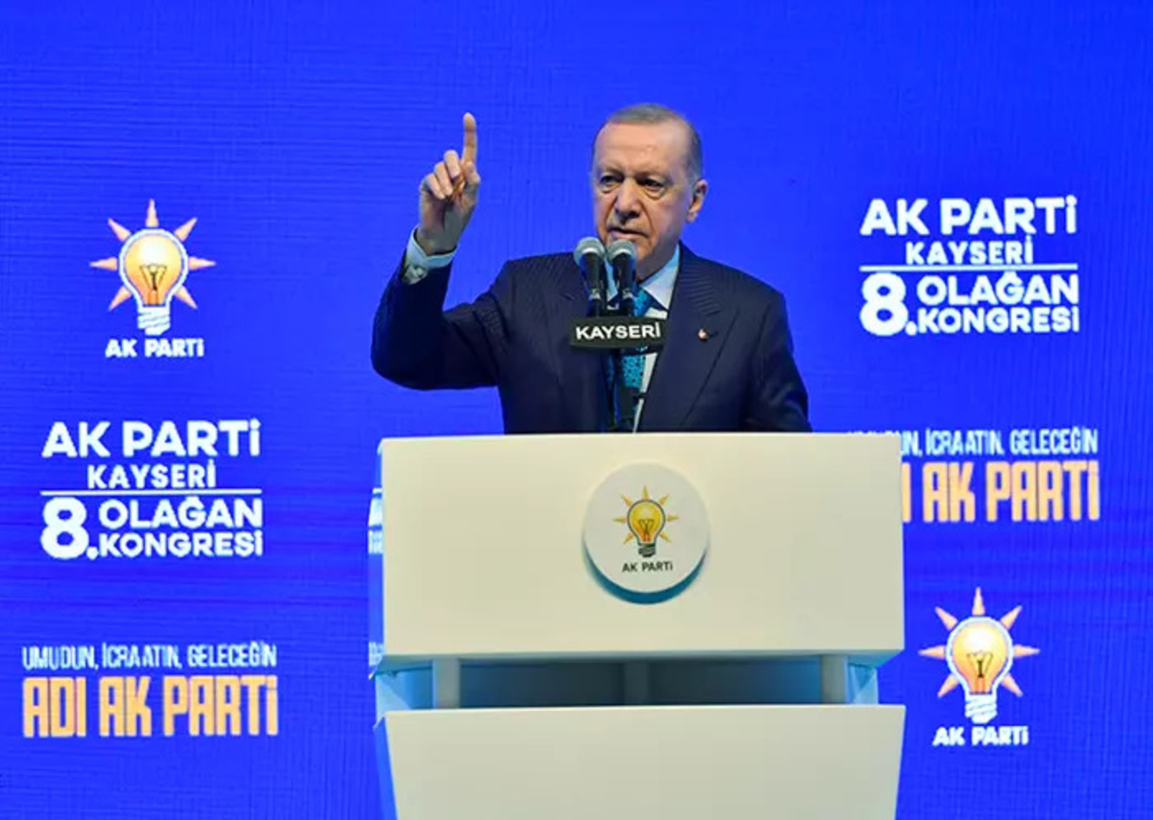 Cumhurbaşkanı Recep Tayyip Erdoğan'dan teröre sert uyarı: Ya o silahlar gönüllü bırakılacak ya da cebren bıraktırılacak!
