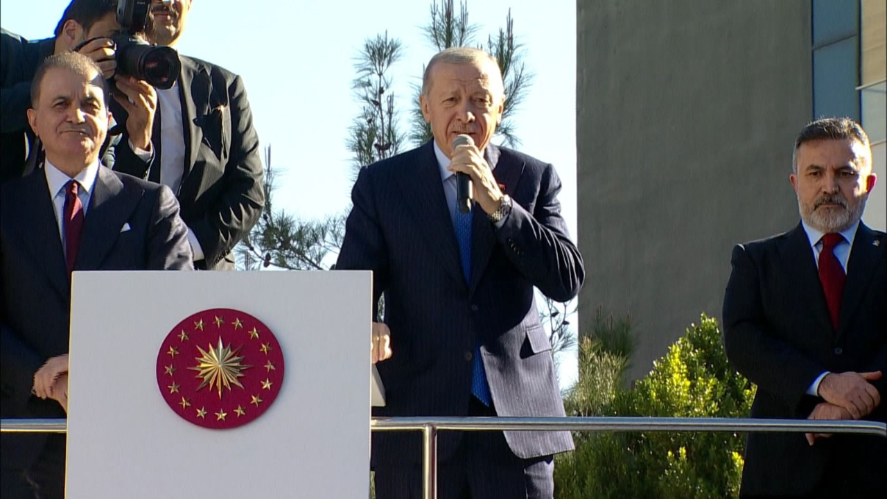 Cumhurbaşkanı Erdoğan'dan CHP'ye kırmızı kart tepkisi: 20 yıllık futbolculuk hayatımda hiç kırmızı kart görmedim!