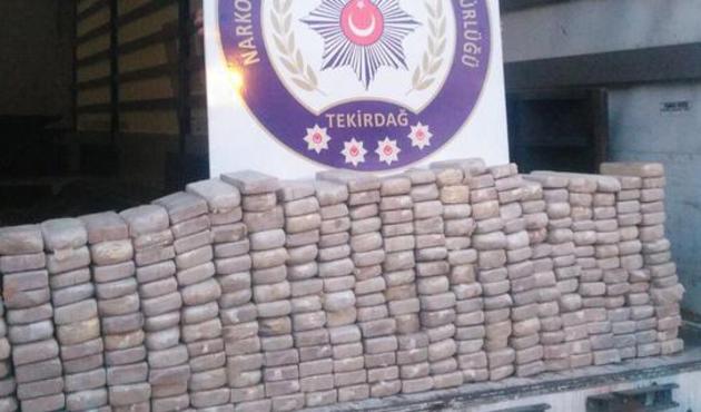 Tekirdağ'da durdurulan tır'da 152 kilo eroin ele geçirildi!