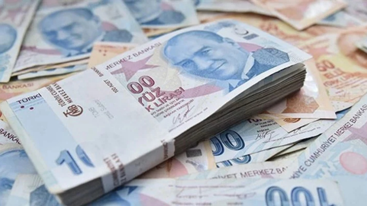 Emeklilerin bayram ikramiyesi 10 bin liraya çıkabilir