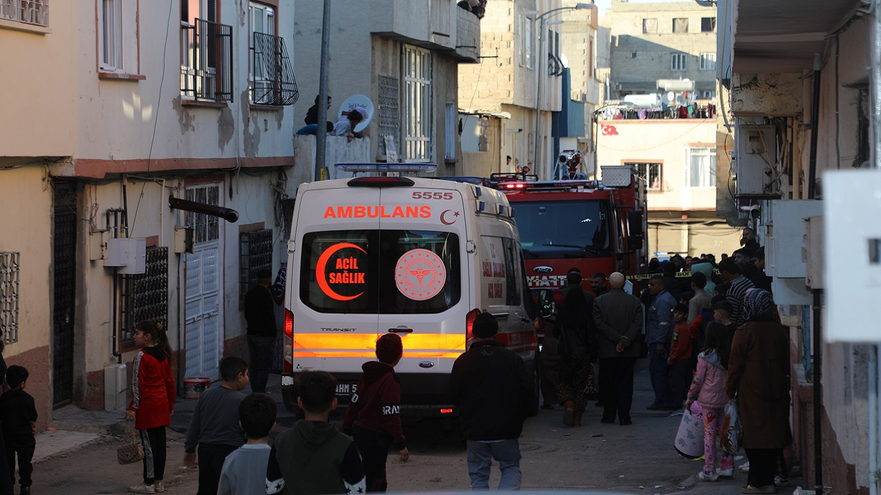 Gaziantep'te evde çıkan yangında bilanço ağır: 2 kardeş öldü
