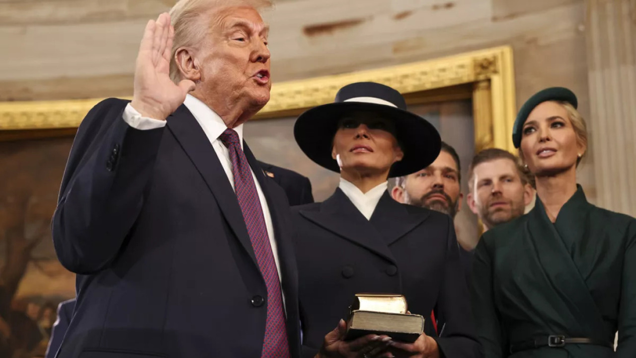 Donal Trump'tan LGBT'ye geçit yok: Gelir gelmez net tavrını ortaya koydu!