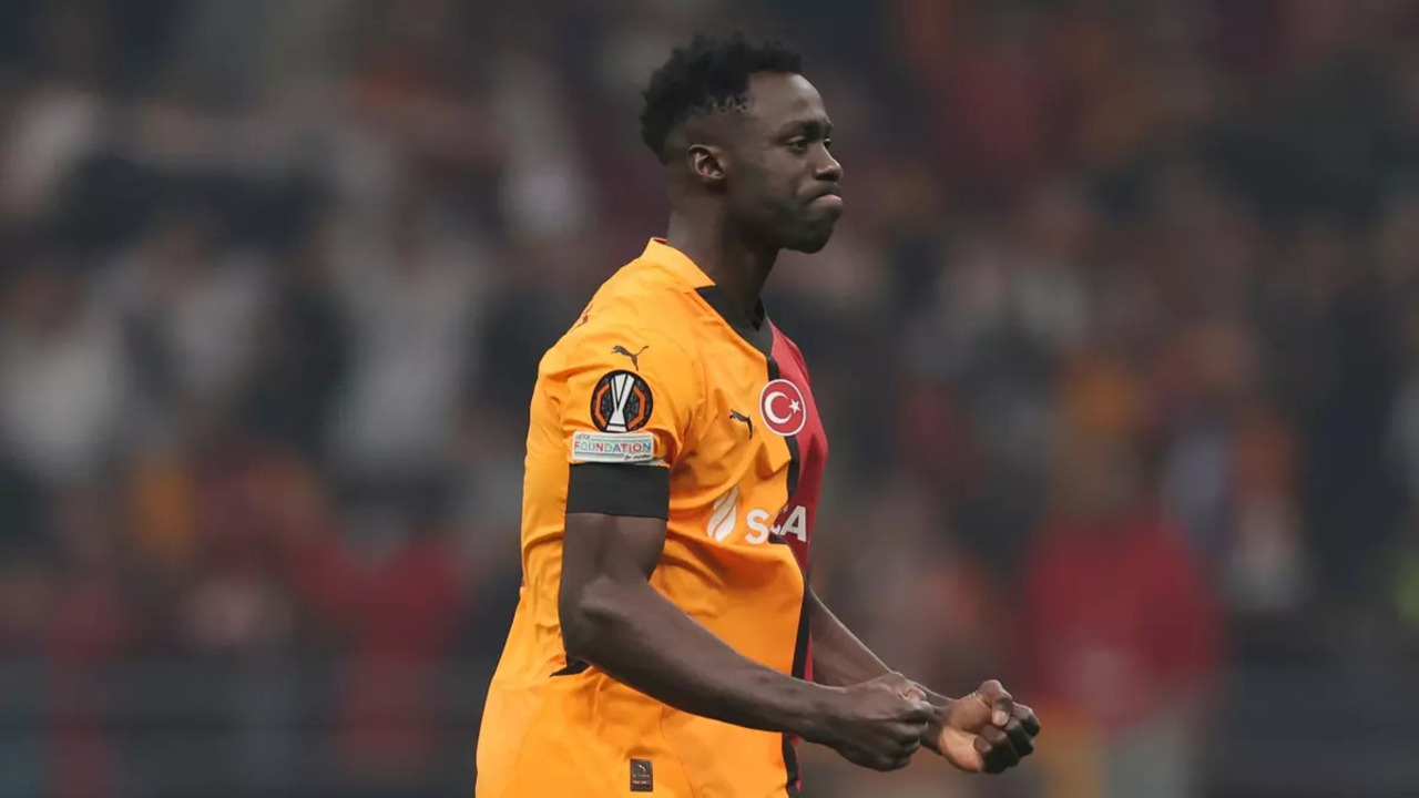 Davinson Sanchez'den uyarı niteliğinde açıklama: Biz Galatasaray'ız ve o şekilde mücadele etmeliyiz!