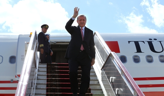 Cumhurbaşkanı Erdoğan İran'dan ayrıldı...