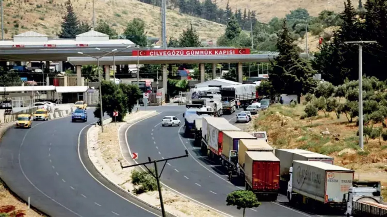 Bakanlık heyeti ‘ilk uçakla’ Suriye’ye gitti! Suriye ile gümrük tarifeleri krizi bitiyor