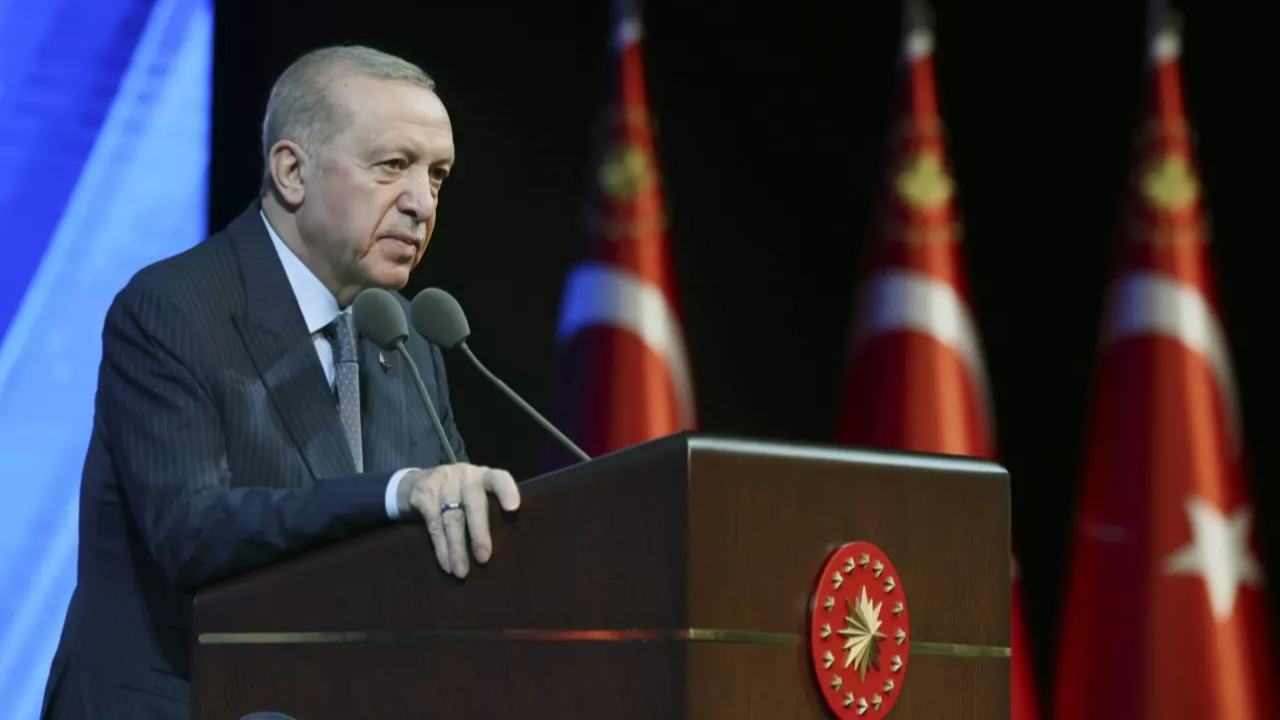 Yargıda dev reform! Cumhurbaşkanı Erdoğan tek tek açıkladı: Duruşmalar en fazla 2 ay ertelenecek!