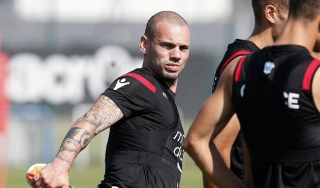 Sneijder'in yeni adresi belli oldu!