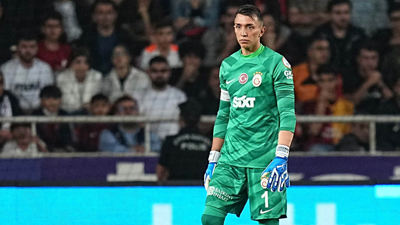 Galatasaray taraftarı Fernando Muslera'nın gönlünü alacak