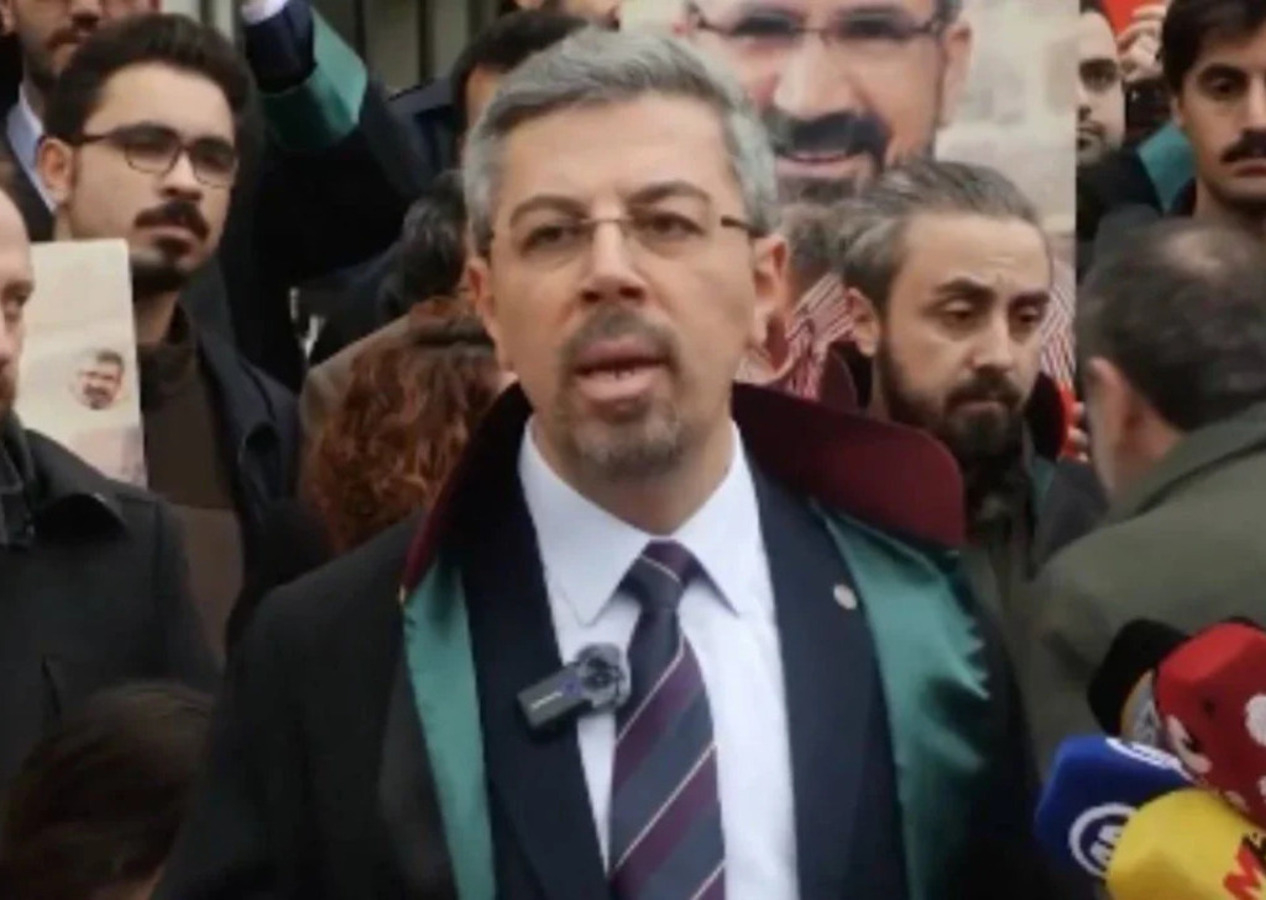 İstanbul Barosu Yönetim Kurulu Üyesi Fırat Epözdemir gözaltına alındı!