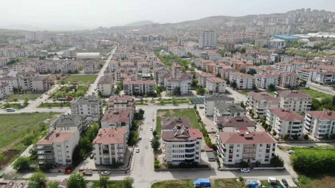 Türkiye'de geçen yıl 1,5 milyon konut satıldı! Konutların yüzde 35'ini kadınlar satın aldı