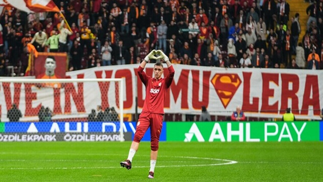 Galatasaray Muslera'nın Veliahtını Buldu! 25 Milyona...