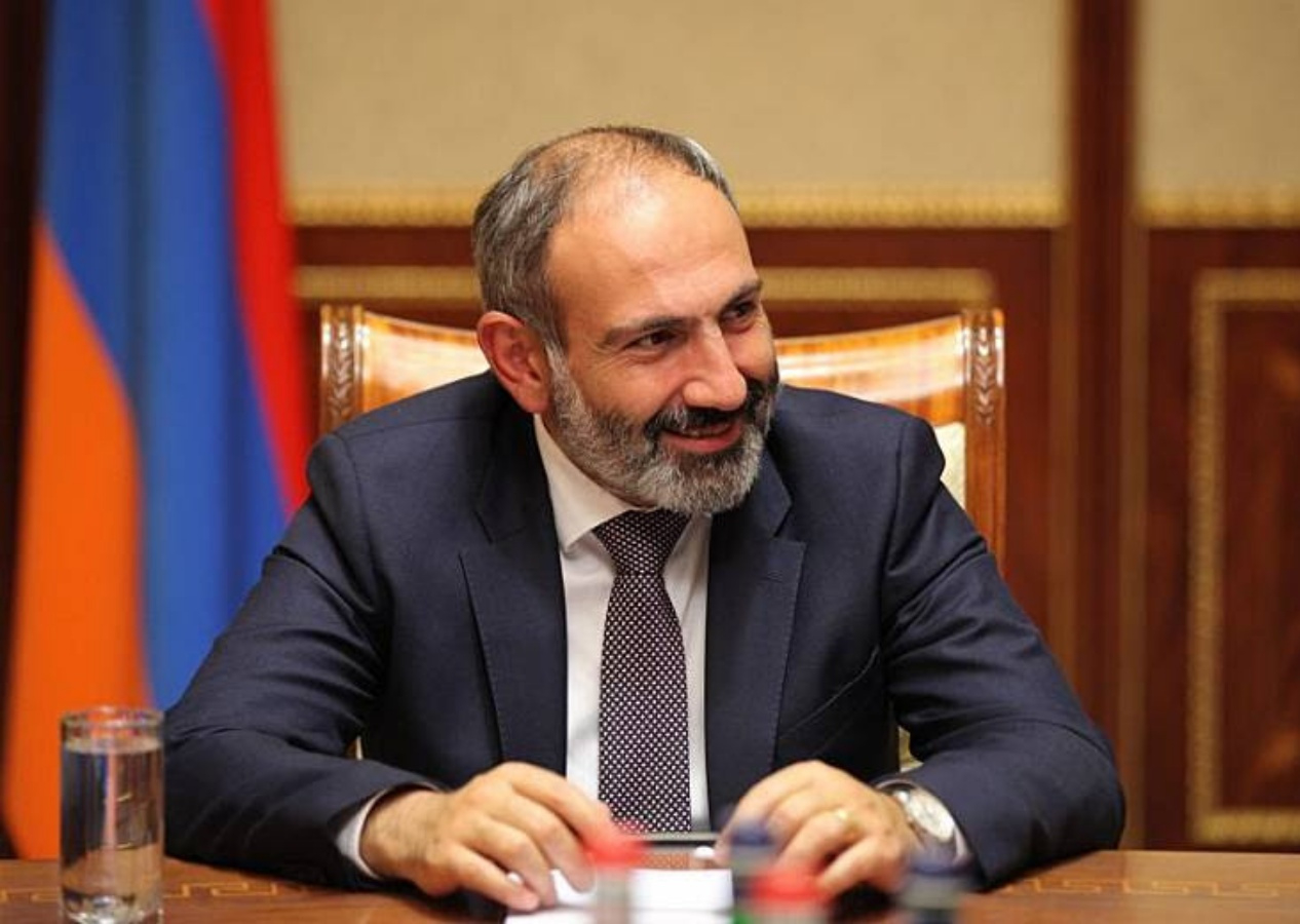Ermenistan'da ezber bozan açıklama! Paşinyan sözde soykırımı sorguladı! Vatan hainliğiyle suçlandı...