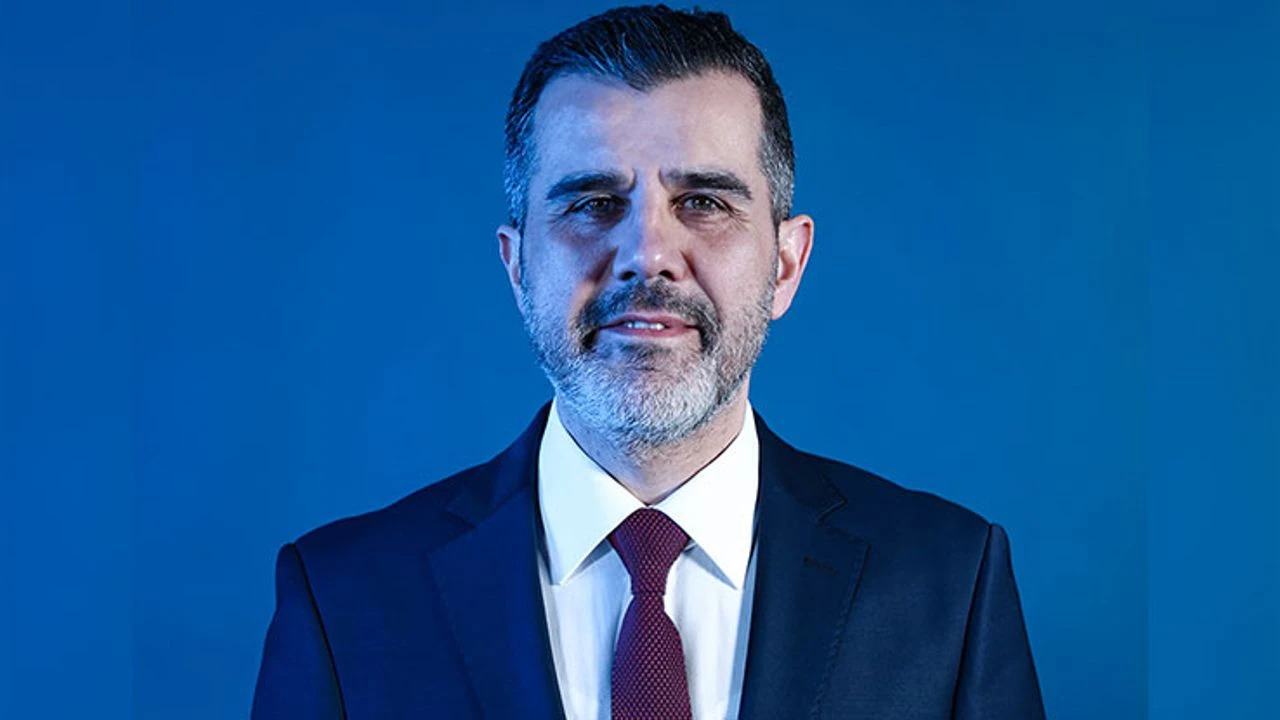 Adana Demirspor'un yeni teknik direktörü Manchester City'den!