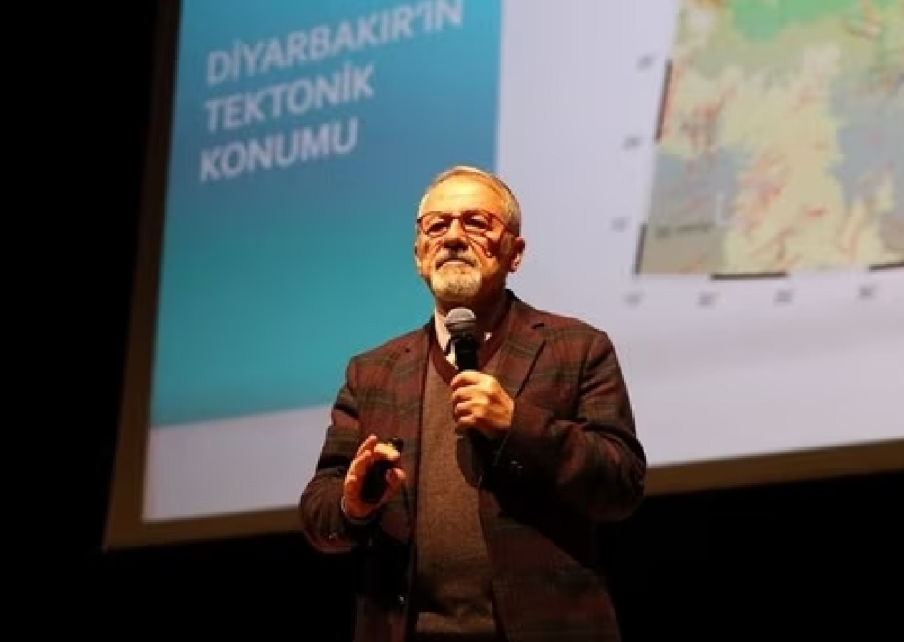 Prof. Dr. Naci Görür'den o kent için deprem uyarısı: "Asıl büyük felaket o zaman olacak"