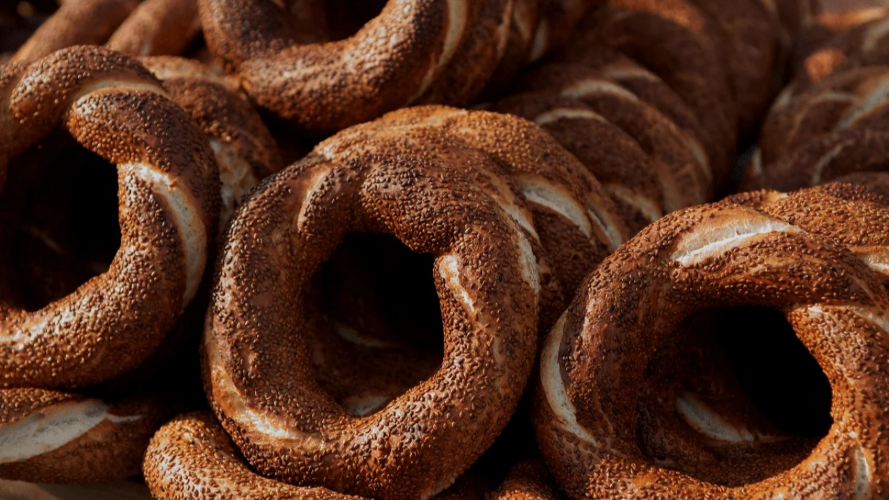 İstanbul’da simit fiyatlarına gayri resmi zam