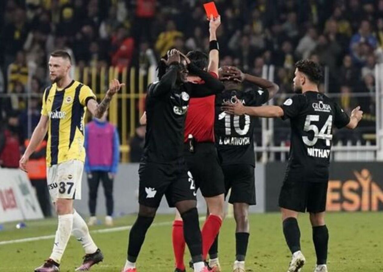 Çaykur Rizespor'dan üst üste gündeme damga vuracak paylaşımlar!