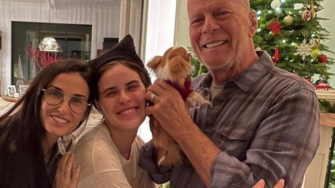 Artık konuşamıyor da... Bruce Willis son haliyle üzdü