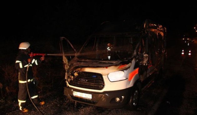 Burdur'da facia... Ambulansta oksijen tüpü patladı, hasta yanarak can verdi!