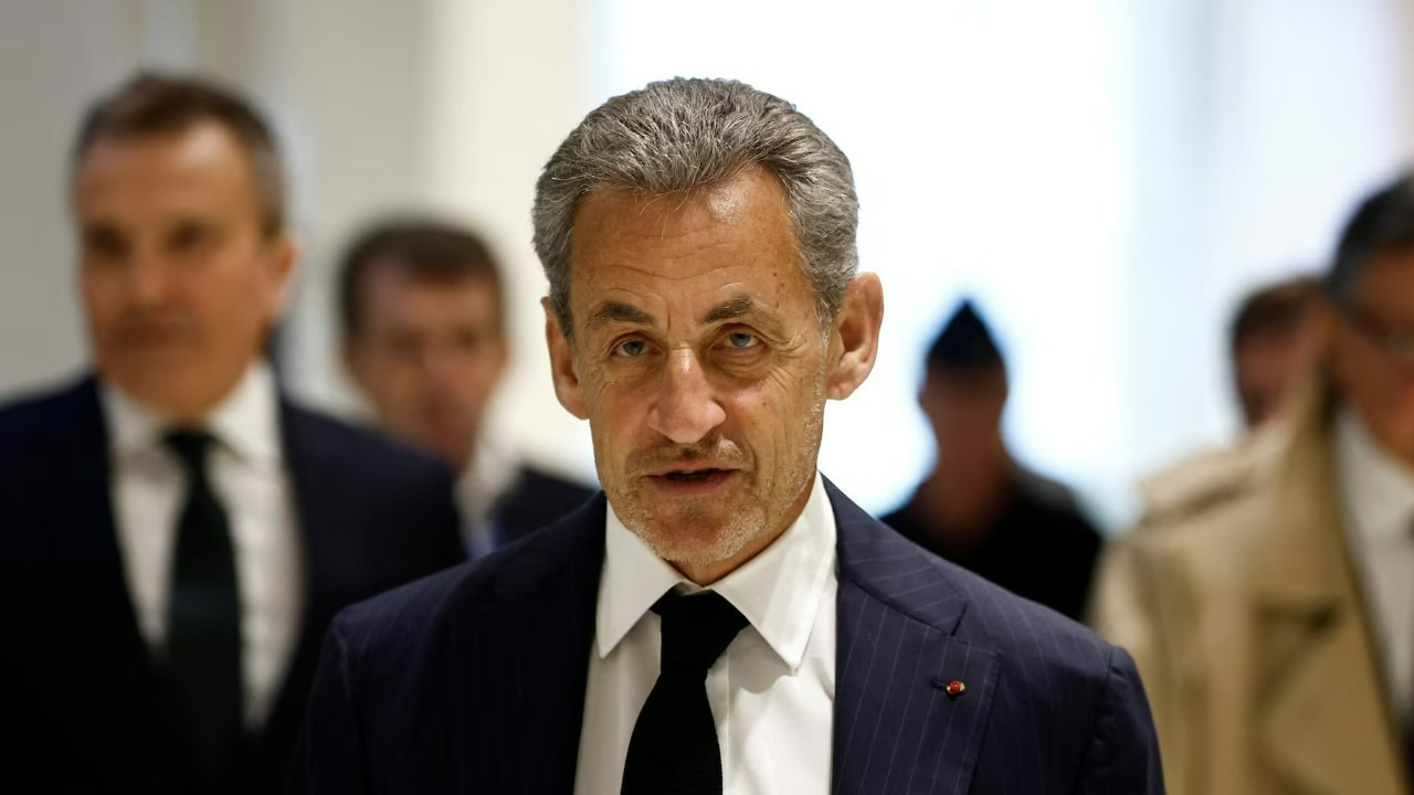 Telekulak davasında flaş karar: Sarkozy'ye kelepçe!
