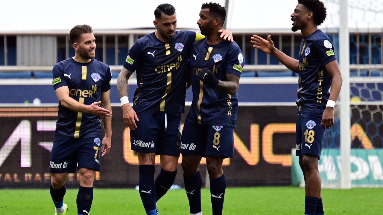Kasımpaşa Burak Yılmaz ile 2'de 2 yaptı! Son kurbanı Çaykur Rizespor oldu