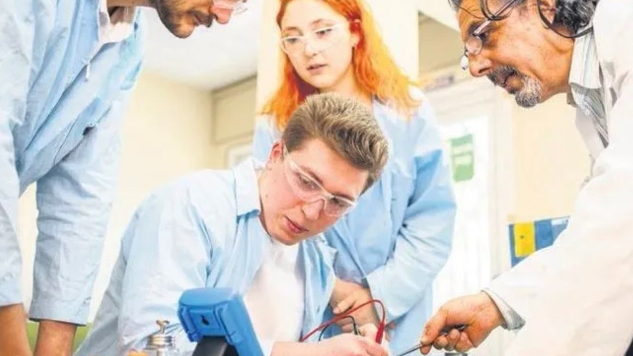 İŞKUR gençlik programı... Öğrencilere hem okuma hem para kazanma fırsatı