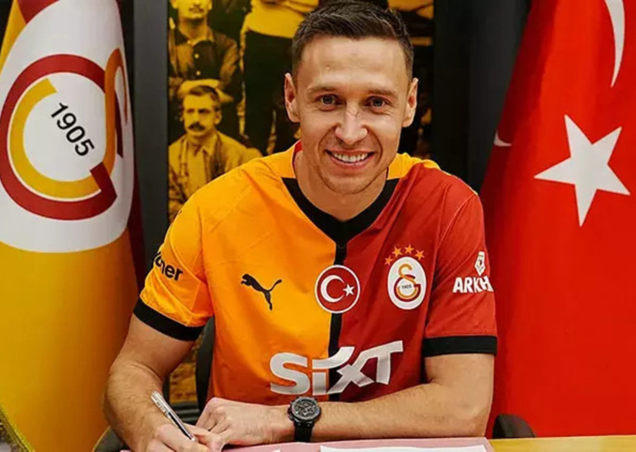 Galatasaray'da Przemyslaw Frankowski resmen Aslan oldu! Oyuncunun maliyeti de belli oldu...