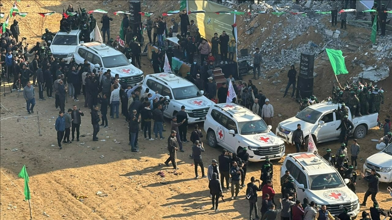 Ateşkes krizi büyüyor! Hamas duyurdu: Rehine takası süresiz ertelendi!