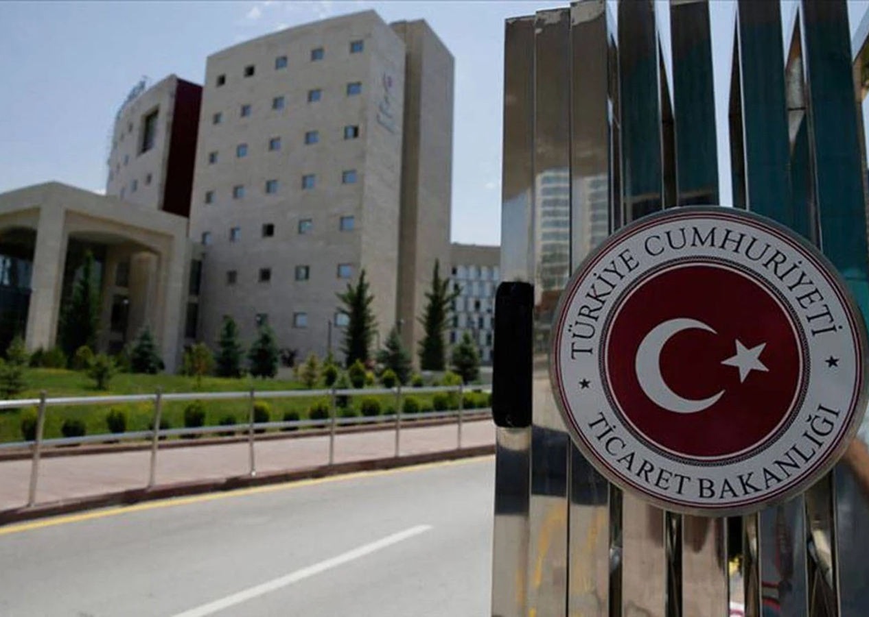 Ticaret Bakanlığı duyurdu: Suriye'ye yönelik kısıtlamalar kaldırıldı