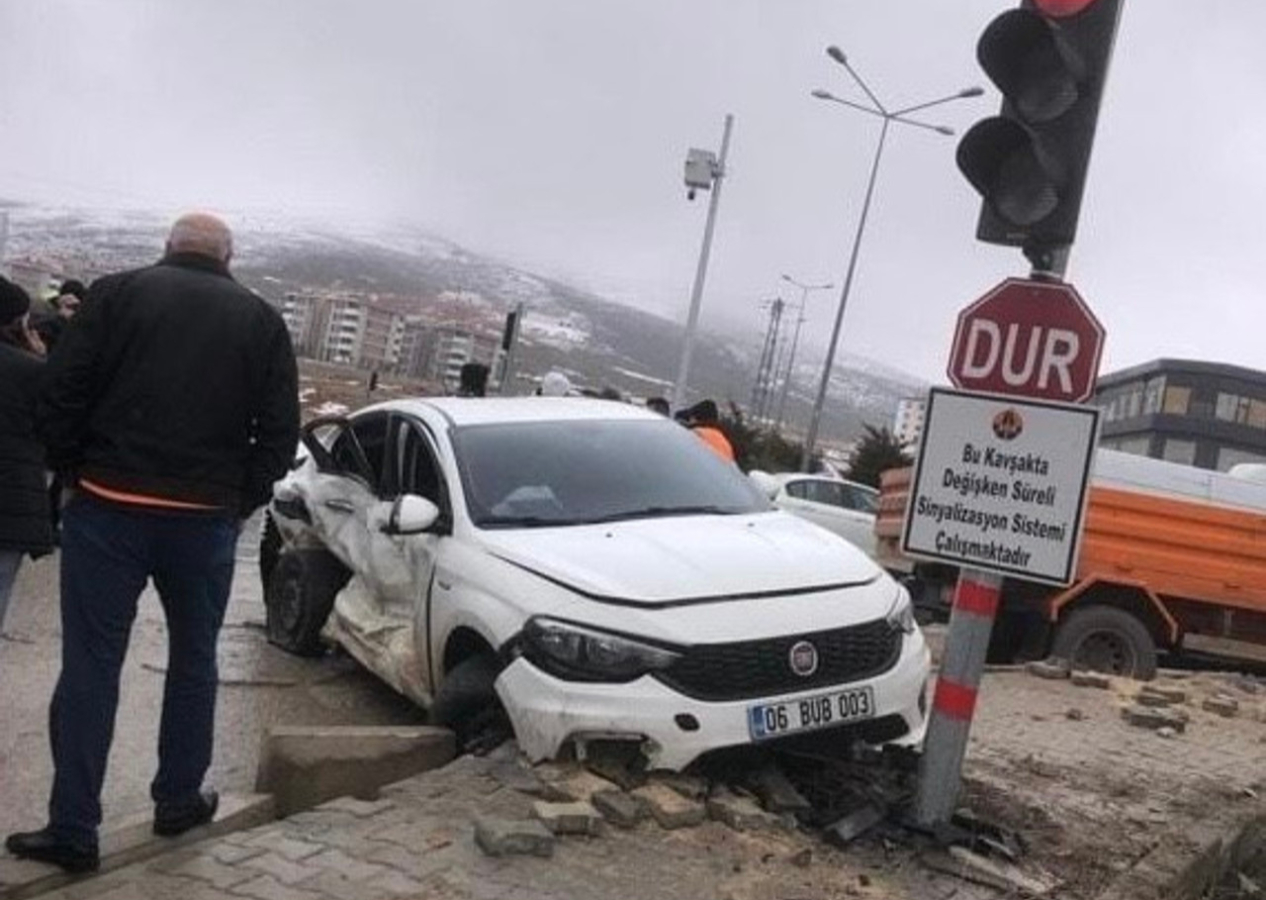 Elazığ’da trafik kazası: 5 yaralı
