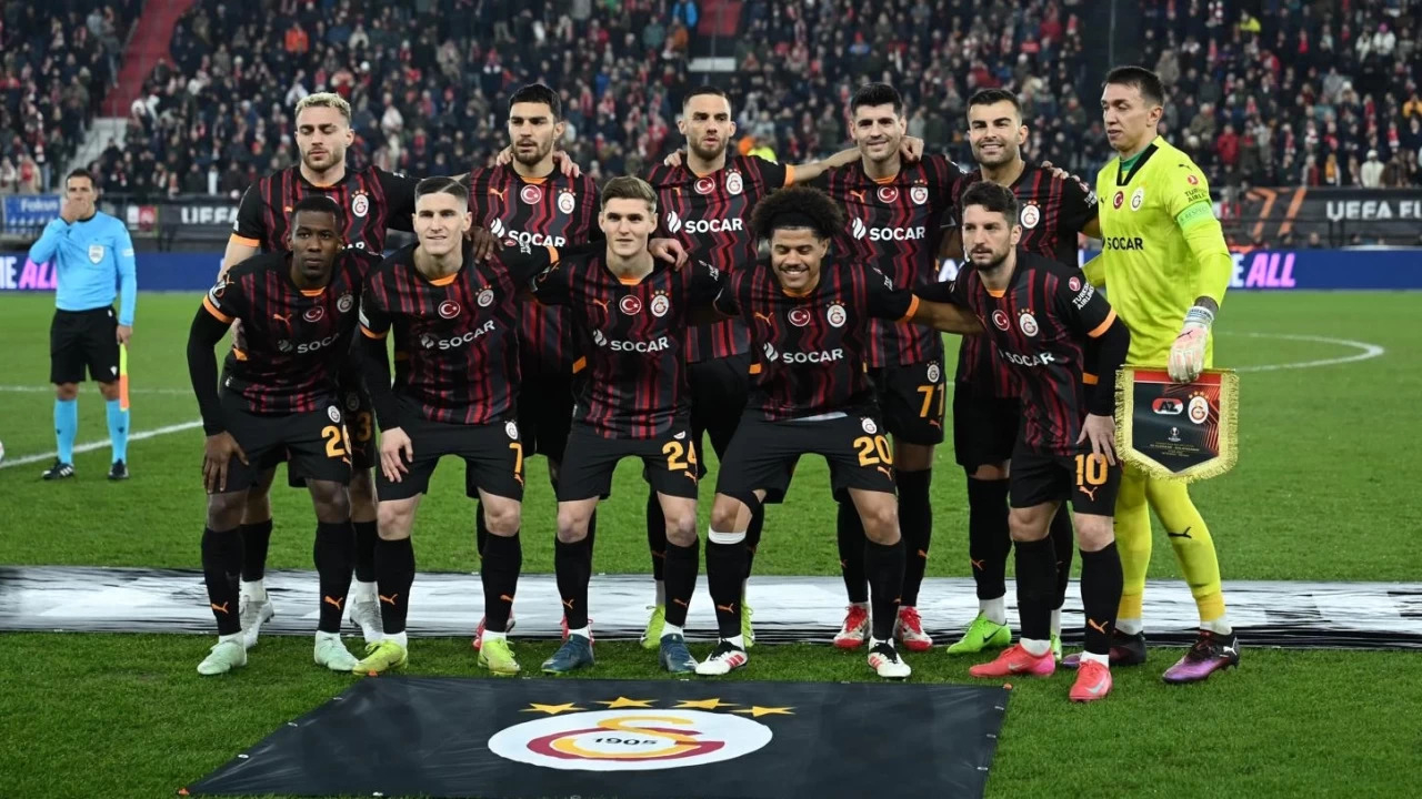 Galatasaray yedek kulübesinde dikkat çeken detay: Kimse beklemiyordu!
