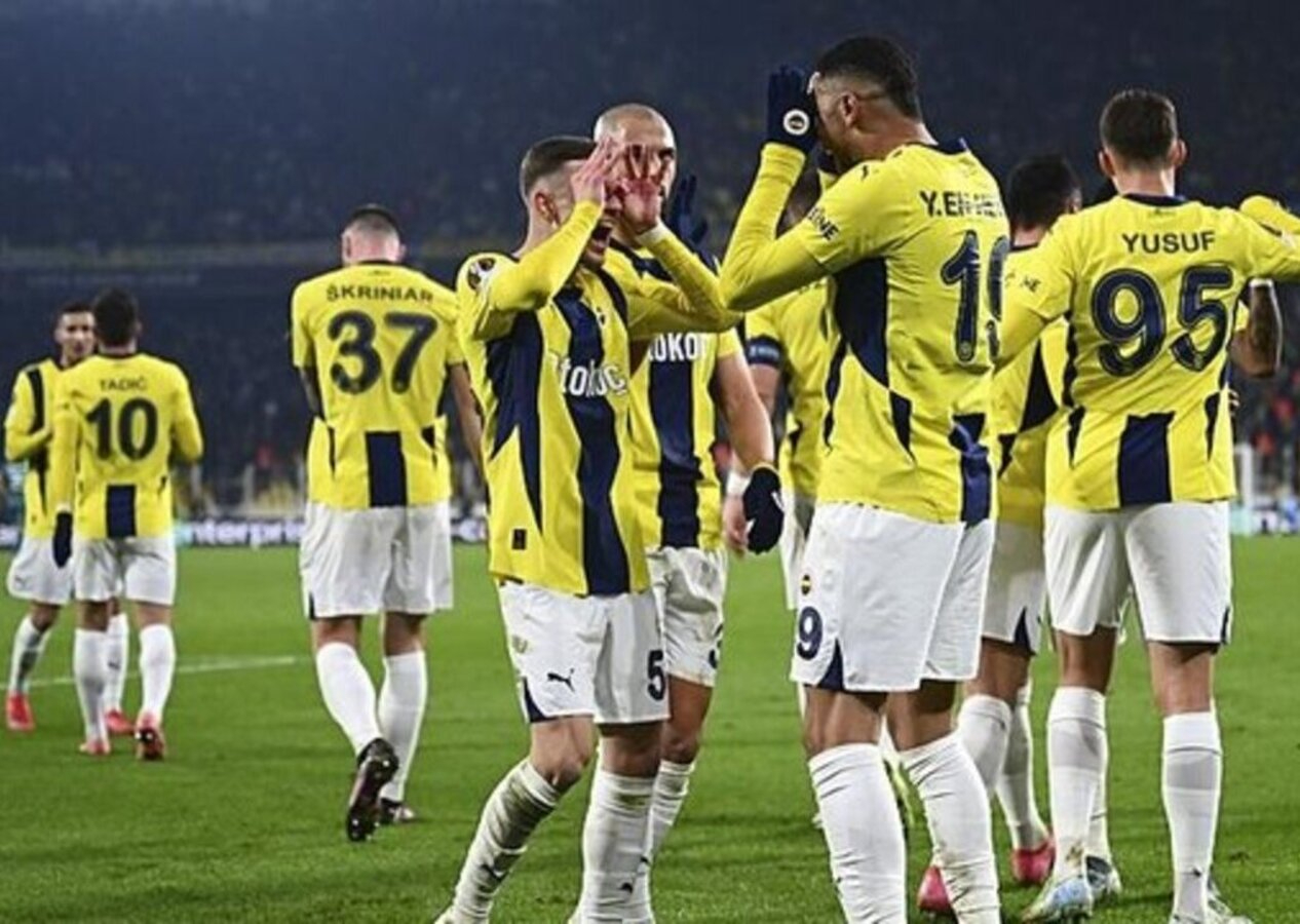 Fenerbahçe güle oynaya kazandı, turun kapısını araladı! Fenerbahçe 3 - 0 Anderlecht | Maçın özeti