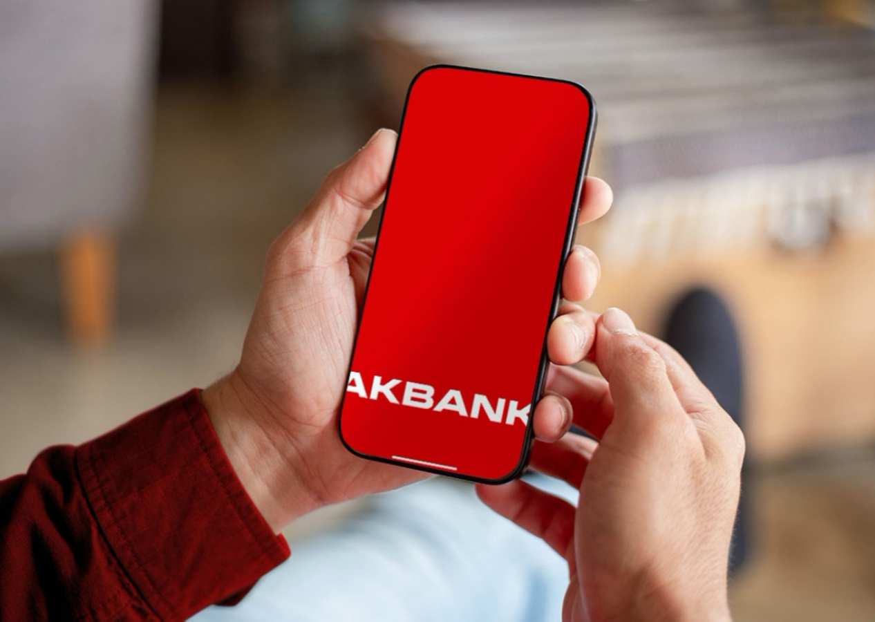 Akbank mağdurları hakkını arıyor! Oğuzhan Kumsal: Hesabımdan para çekildiğini 3 gün sonra tesadüfen öğrendim