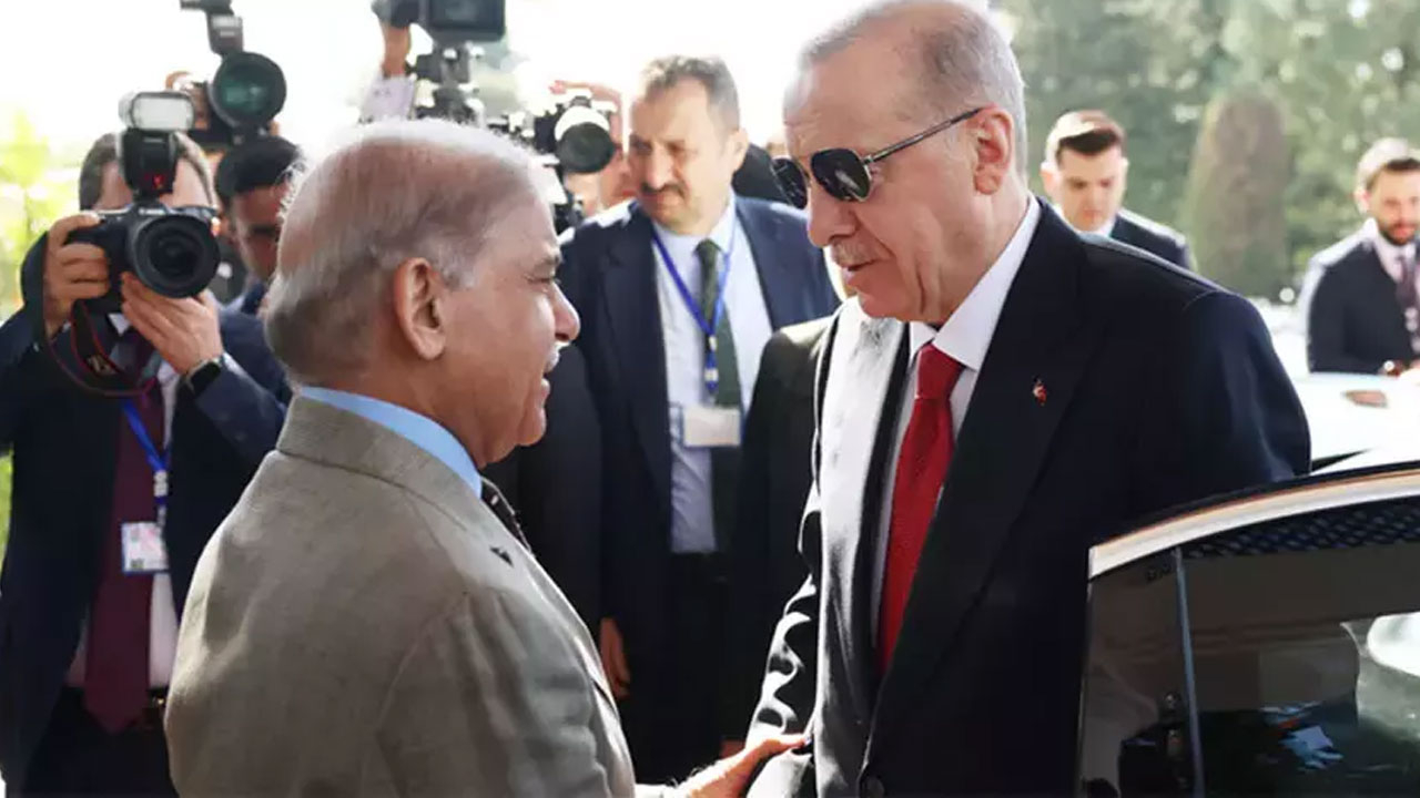 Cumhurbaşkanı Erdoğan’ın Pakistan ziyareti basında yankı uyandırdı! Stratejik ortaklık zirvede!