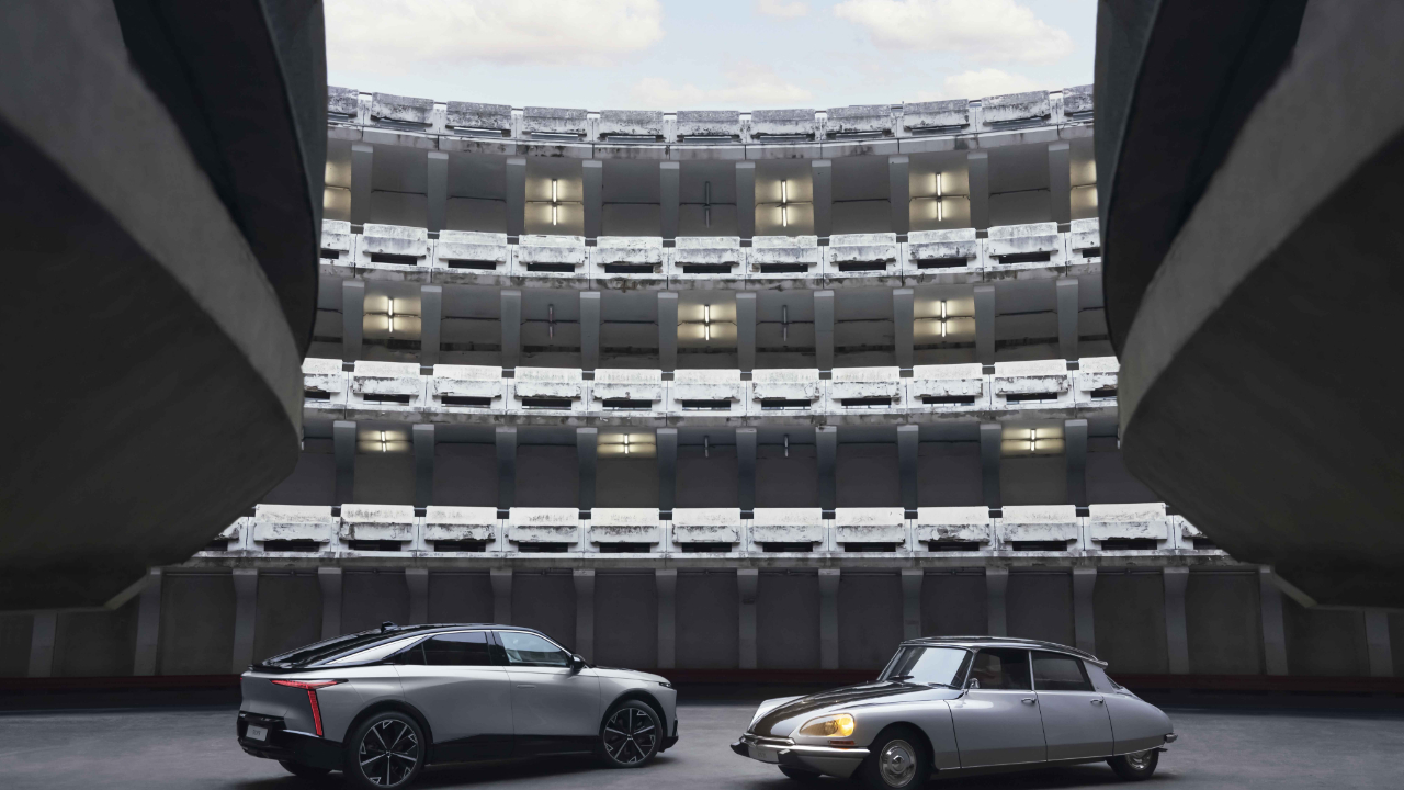 DS Automobiles, DS'in 70. yılını Retromobile 2025'te kutladı