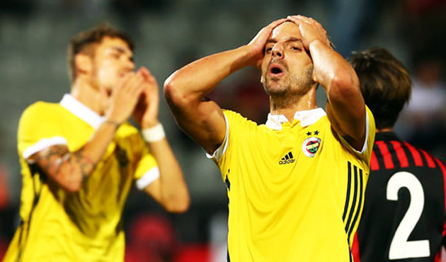 Soldado'nun problemi belli oldu! Van Persie vakası...