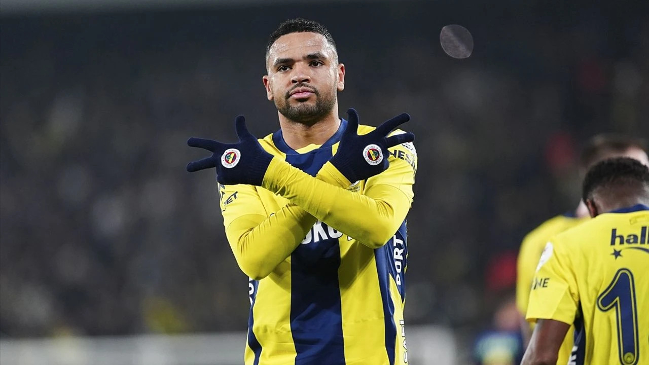En-Nesyri Şov Yaptı! Fenerbahçe Galibiyet Serisini 7’ye Taşıdı