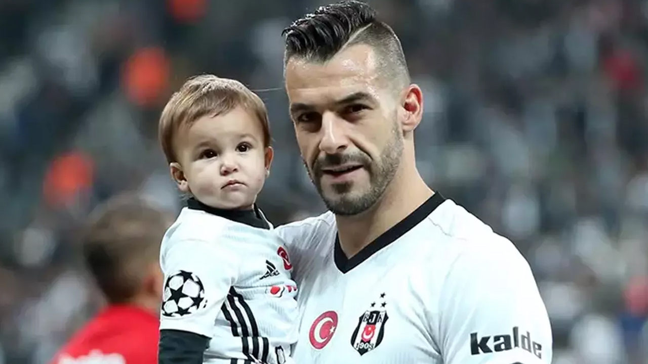 Alvaro Negredo Beşiktaş'a geri dönüyor! Yeni görevi belli oldu