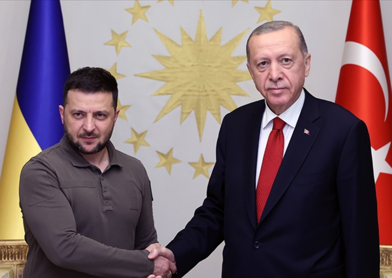 "Dünya artık barış bekliyor" Avrupa topu yine ABD'ye attı! İşte bugünün gazete manşetleri...
