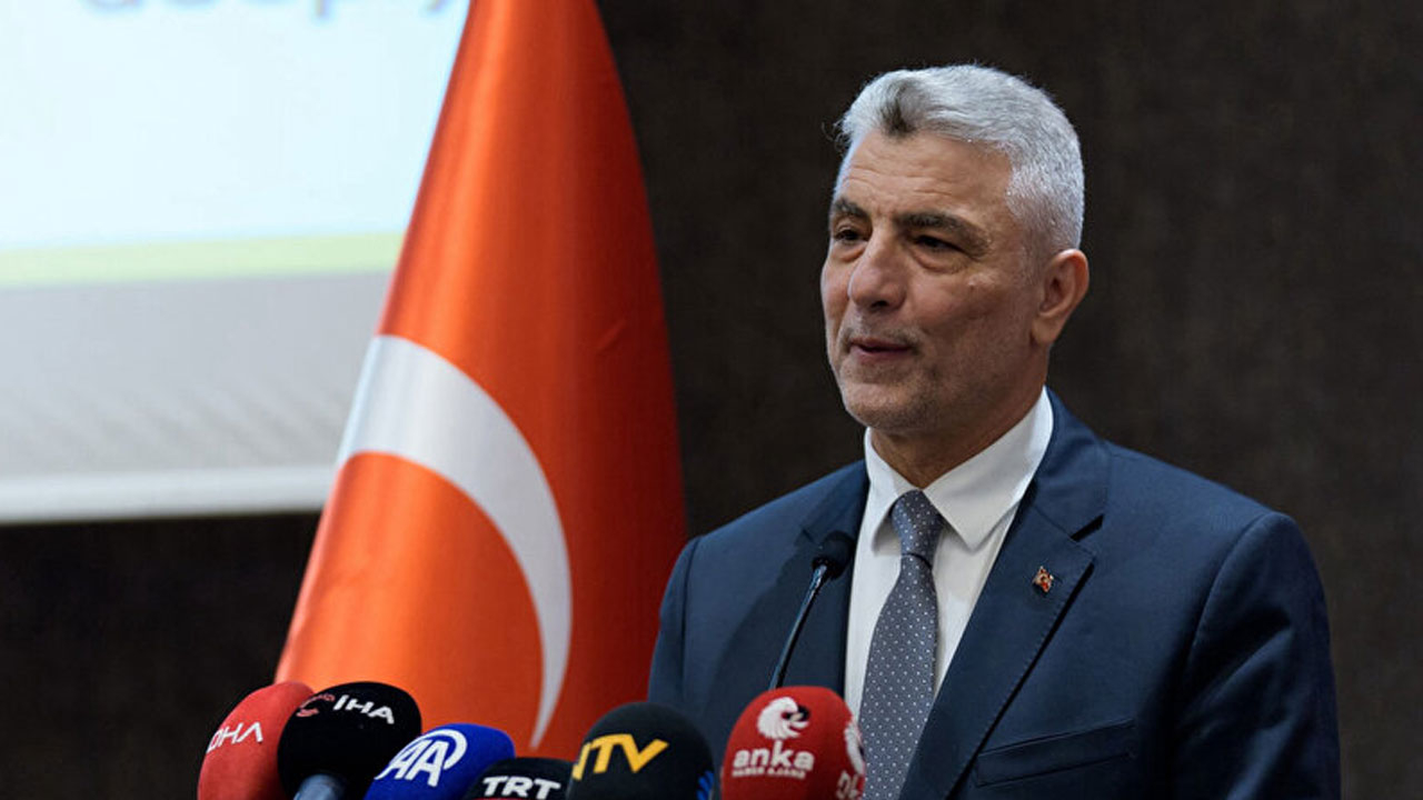 Bakan Bolat, Japonya'da Türkiye'nin EXPO 2025 temasını tanıttı: Medeniyetlerin Altın Çağı