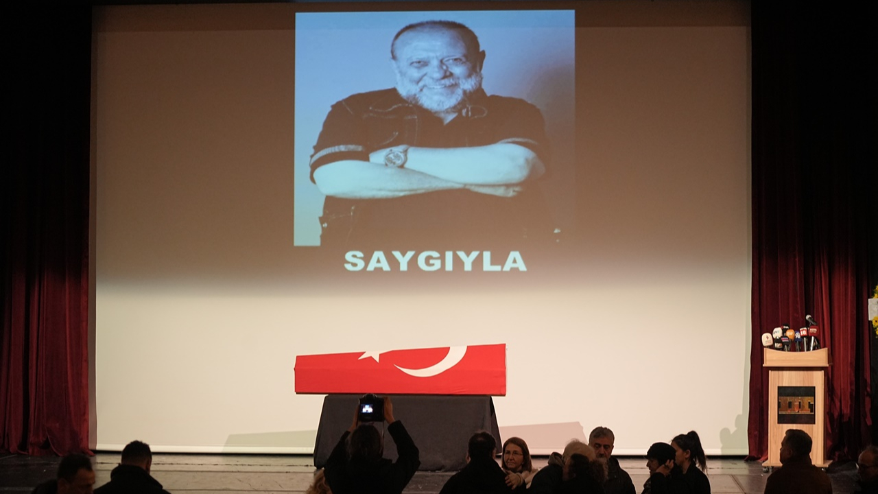 Çocuklar Duymasın'ın Seyyar Tayyar'ı Emin Gümüşkaya son yolculuğuna uğurlandı