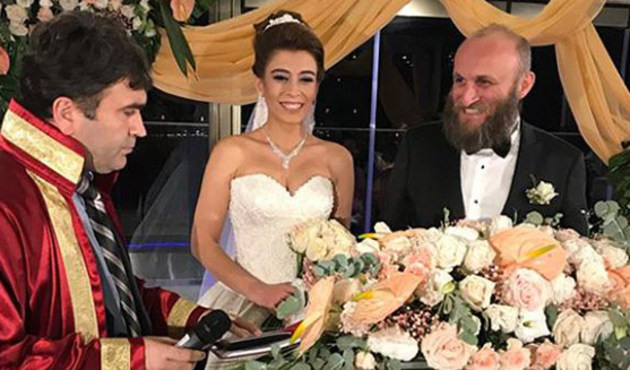 Oflu Hoca nikah masasına oturdu! Bekarlık canına tak etmişti...