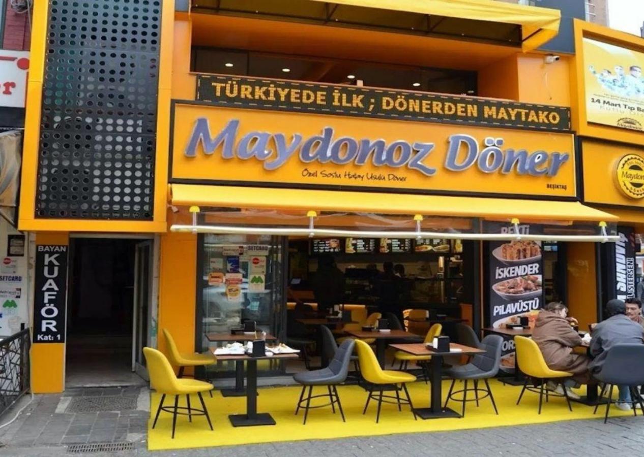 Maydonoz Döner'e FETÖ operasyonu: İhraç edilenlere gayri resmi ortaklık verilmiş! Bakan Yerlikaya dev operasyon anlarını paylaştı...