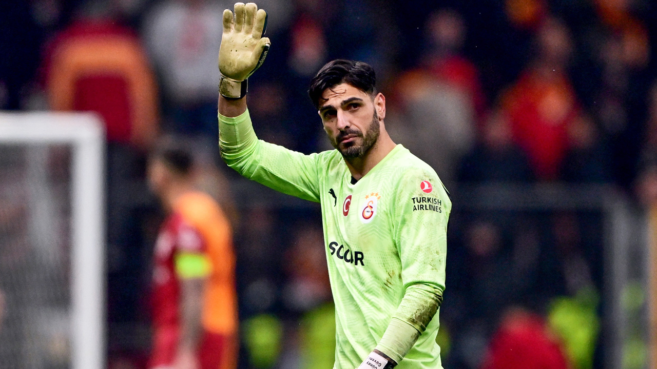 Galatasaray'da Günay Güvenç Fernando Muslera'yı solladı