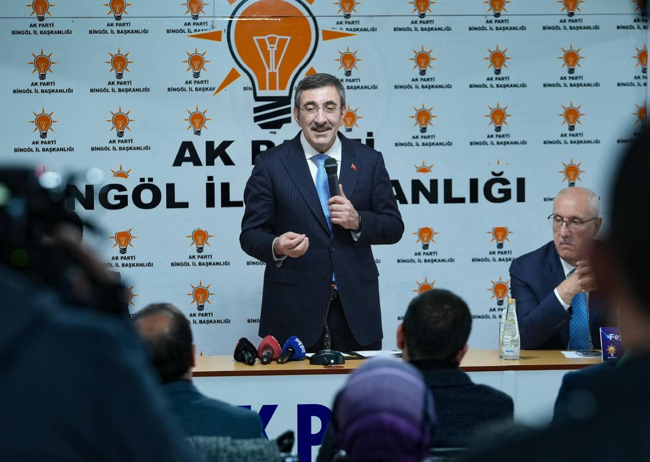 Cevdet Yılmaz: Muhalefete bakıyorsunuz, daha seçim yok ortada aday olma peşindeler