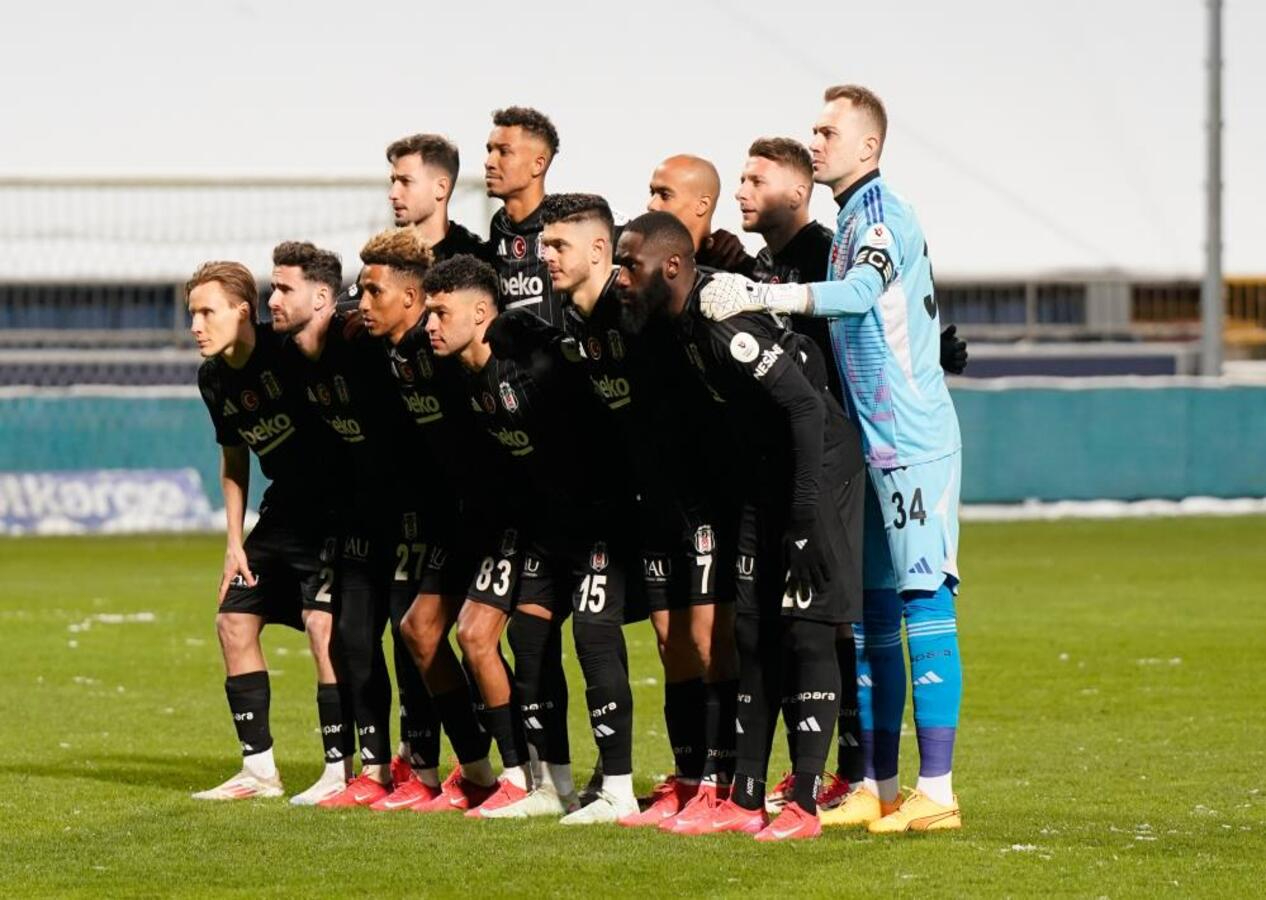 "Gelen duyumlar var" dedi ve Beşiktaş'ta yaşanacak ayrılığı patlattı!