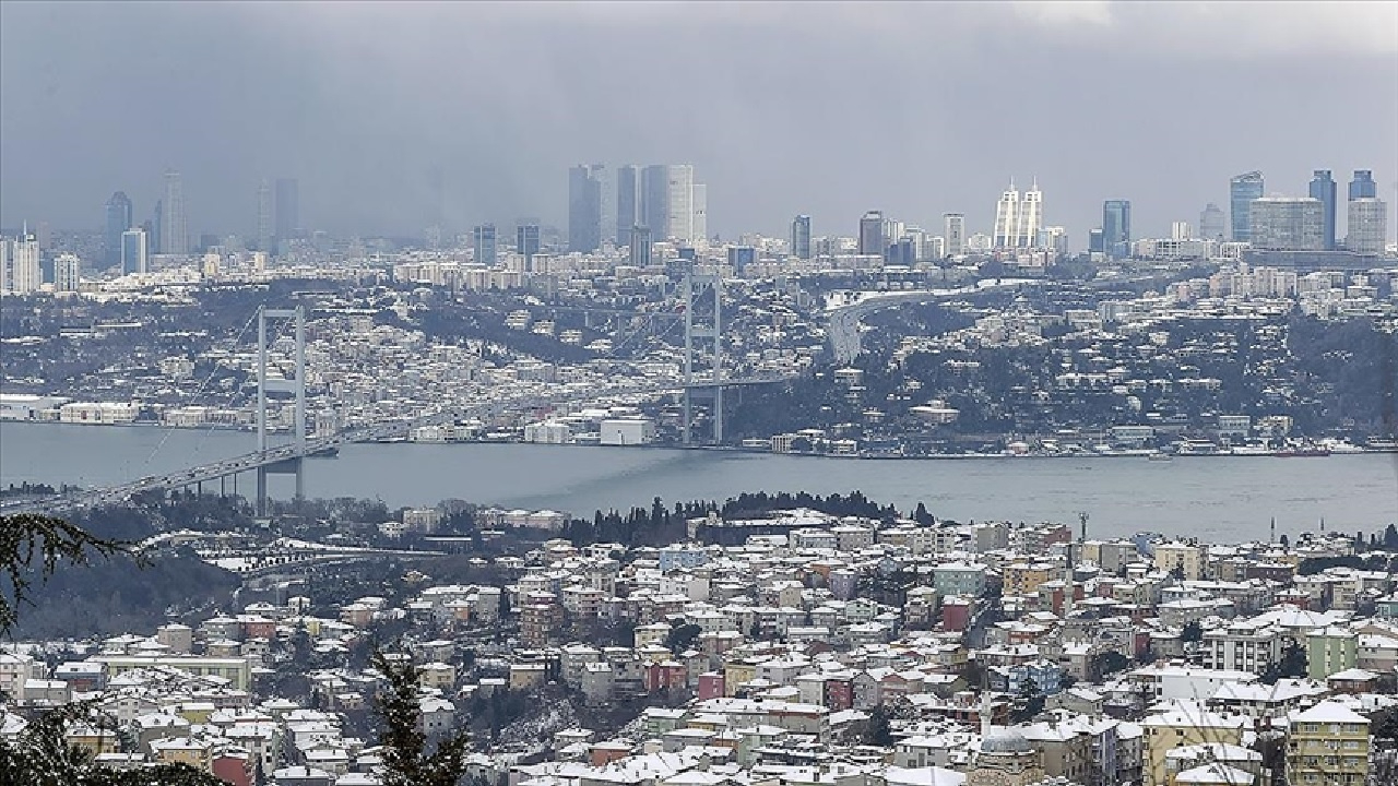 AKOM, İstanbul'daki kar yağışına ilişkin ölçümleri paylaştı